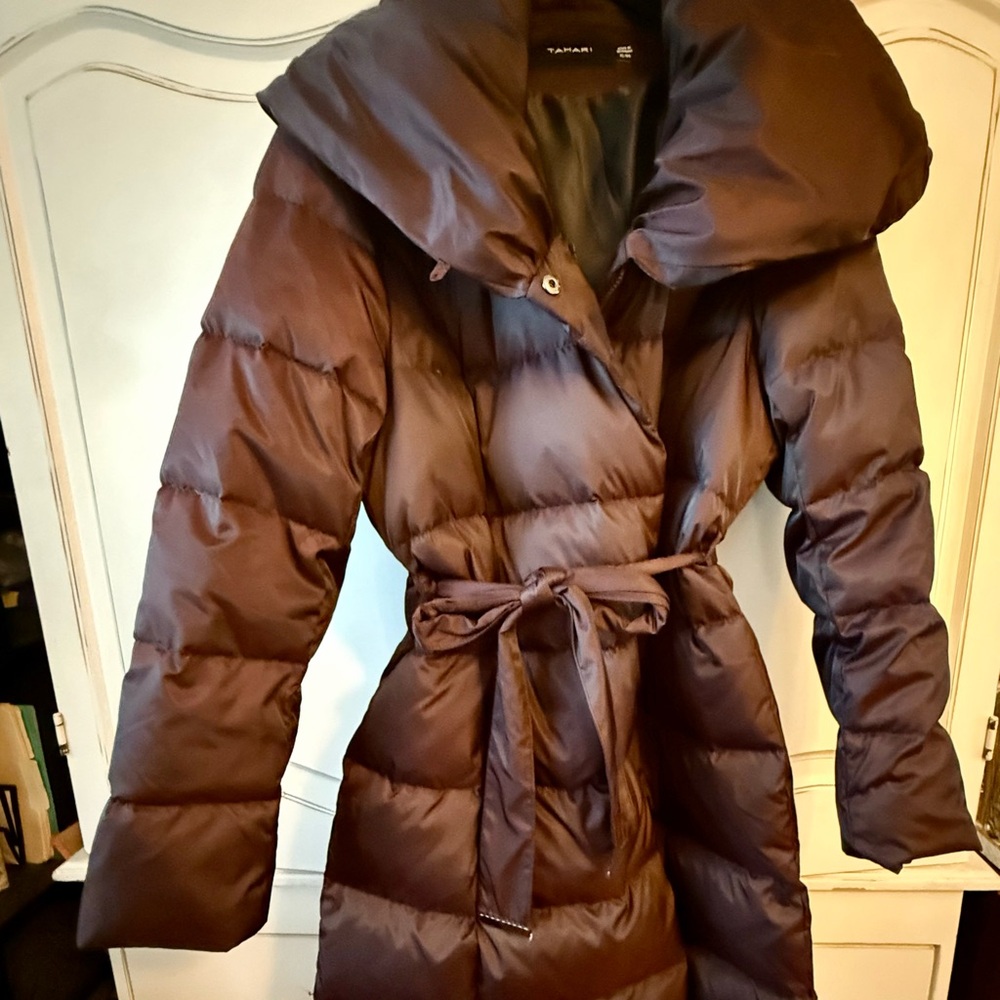 Tahari Burgundy Puffer Coat with Belt- XL